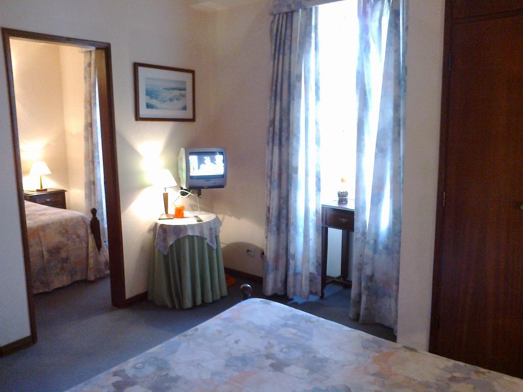 Albergaria Sao Pedro São Martinho do Porto Extérieur photo